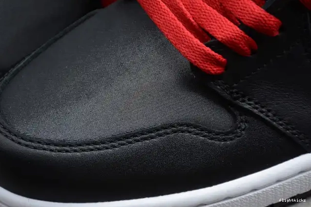Air High OG Black Satin Jordan 1 Retro 555088-060 0625